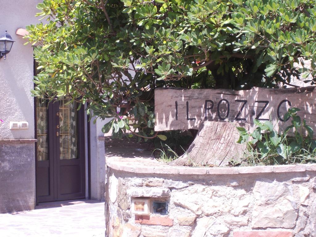 Agriturismo Il Pozzo カンパニャーティコ エクステリア 写真